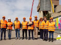 Giù ciminiere del vecchio inceneritore di Firenze. Nascerà sito riciclo