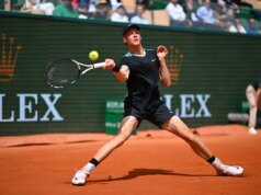 Sinner vola ai quarti a Montecarlo, ko Musetti e Sonego