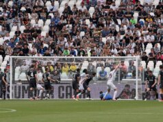 Rabiot evita il ko ma non i fischi, Juve-Salernitana 1-1