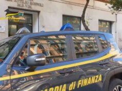 Camorra e riciclaggio, 5 arresti e sequestri per 3,5 mln a Napoli