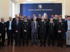 Il Procuratore capo di Bologna saluta i carabinieri della Legione “Emilia Romagna”.