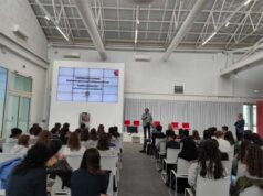 Cooperare con le intelligenze artificiali: un’opportunità per le scuole di Bologna e provincia