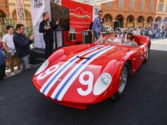 Sfilate di bolidi e auto d’epoca sul red carpet modenese per l’ultimo giorno di apertura del Motor Valley Fest 2024