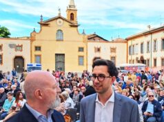 Stefano Bonaccini e Matteo Mesini in piazzale della Rosa