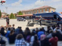 Lezioni dei carabinieri della stazione Bologna San Ruffillo agli studenti delle scuole