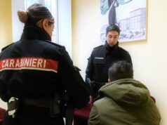 Il filmato della rapina finisce sui social network, tre arresti