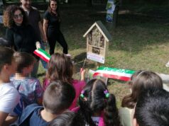 I bambini di Vezzano sul Crostolo amici delle api