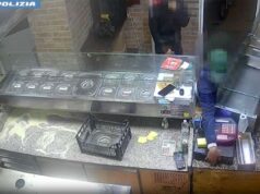 Fermati dalla Polizia i responsabili di una rapina con machete presso una pizzeria di Bologna