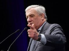 Tajani “Difendiamo Mattarella, siamo un partito europeista”