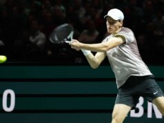 Sinner eliminato in semifinale da Alcaraz al Roland Garros