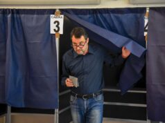 Salvini “Lega viva e vivace. Bossi vota un altro partito? Stranezze”