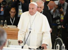 Papa al G7 “Intelligenza artificiale affascinante ma tremenda”