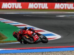 Bagnaia fa il bis ad Assen davanti a Martin e Bastianini