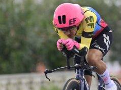 Al Tour la tappa di Torino all’eritreo Girmay, Carapaz in giallo