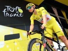 Pogacar vince sul Galibier in solitaria e torna in maglia gialla