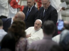 Papa Francesco “La democrazia non è in buona salute”