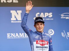 Doppietta di Philipsen al Tour, Pogacar resta maglia gialla