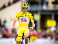 Pogacar vince anche la 15a tappa, Tour sempre più vicino