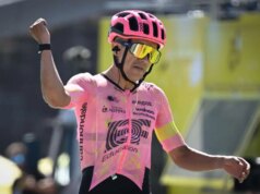 Carapaz vince in solitaria al Tour, Pogacar resta al comando