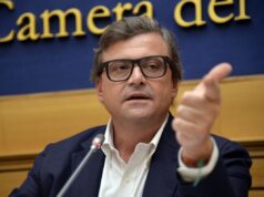 Calenda “No al campo largo, serve un centro serio”
