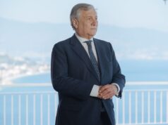 Torino, Tajani “Nessuno può essere aggredito per una foto”