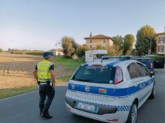 Danneggiamento di un locale in centro a San Cesario, un minore indagato