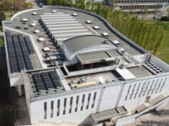 Modena, Unimore inaugura un nuovo impianto fotovoltaico e una torretta di ricarica per veicoli elettrici