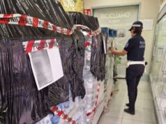 1900 bottiglie di acqua lasciate sotto il sole in zona Savena, sequestrate dalla Polizia locale di Bologna