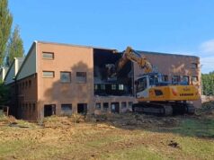 Pnnr Sport, partita la demolizione dell’ex bocciofila al centro sportivo Bonori di Bologna