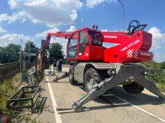 Iniziati oggi i lavori di montaggio delle ultime travi di rinforzo del ponte vecchio a Finale Emilia