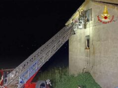 Incendio di masserizie presso una casa disabitata a Montecavolo