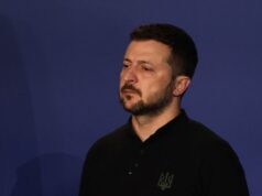 Zelensky “Rafforziamo le nostre posizioni nel Kursk”
