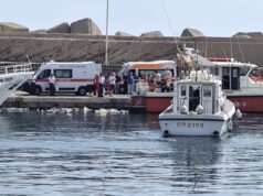 Barca a vela affonda nel Palermitano, un morto e sei dispersi