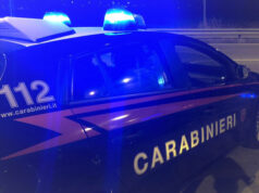 Giovane motociclista ferito in un incidente nella notte a Bibbiano