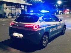 Reggio Emilia: bloccati mentre tentano di accedere in una gelateria per rubare