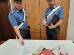 Nascondevano droga in casa, due albanesi arrestati a Bologna