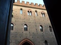 Fondazione Carisbo e Comune di Bologna firmano il comodato di Palazzo Pepoli Vecchio