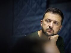 Zelensky “Vogliamo porre fine a guerra ma Russia non ci dà scelta”