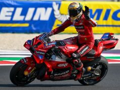 Bagnaia vince la Sprint in Indonesia, Martin cade