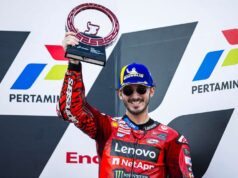 Bagnaia e il Ducati Lenovo Team terzi sul podio del Mandalika Circuit. Caduta per Bastianini