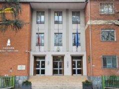 Associazione per delinquere finalizzata alla truffa e auto-riciclaggio: finisce ai domiciliari un uomo residente nel parmense