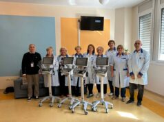 I Volontari del Gruppo Aurora della LILT Lega Italiana Lotta Tumori vicini al Centro Oncologico Modenese