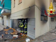 Incendio in un garage, due feriti a Budrio