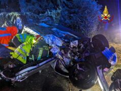 Schianto a Savignano, conducente liberato dalle lamiere dai Vigili del fuoco