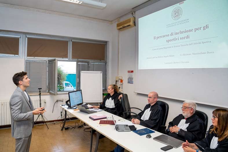 Una tesi magistrale da 110 e lode per il giovane castelnovese Giovanni Bertucci sull’inclusione degli sportivi sordi