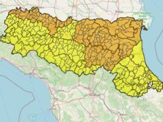 Maltempo, proseguono senza sosta le attività di rimozione di rifiuti e detriti, in azione circa 900 volontari. Ancora 2000 evacuati, ma in diminuzione