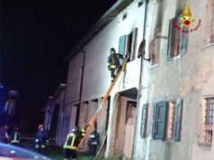 Incendio in abitazione a Bibbiano, custode in ospedale per accertamenti
