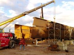 Al ponte dell’Uccellino si assembla la nuova infrastruttura