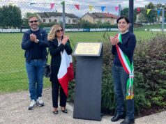 Una targa e tanta commozione per la dedica ufficiale del Parco dello Sport alla memoria dell’imprenditore albinetano Gino Lugli