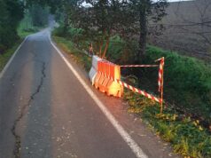 Chiusura urgente di via Fossette a Scandiano: il rio ha eroso la banchina stradale